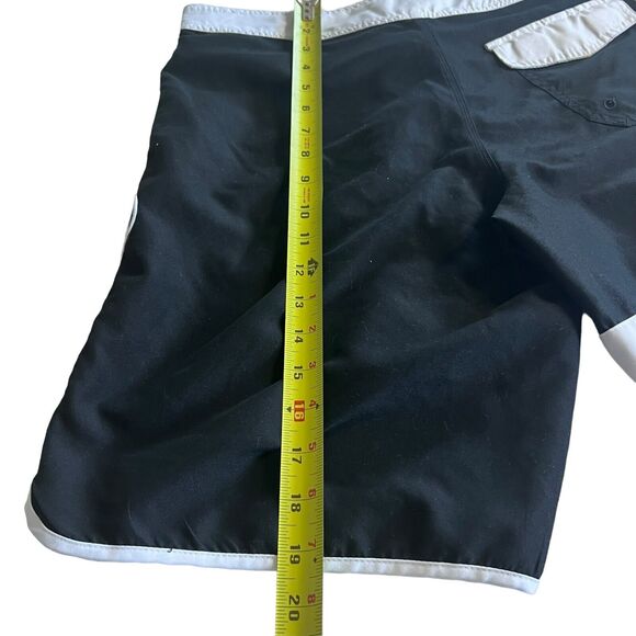Hurley Swim Board Shorts Bottoms Mens Sz. 29 Black White Stripes Surfer Beach - Picture 5 of 10